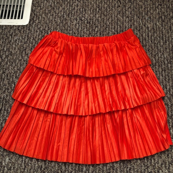 Orange ruffle Zara skirt - Picture 2 of 3